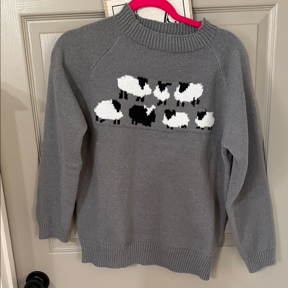 Women's Gray Crewneck Sweater with Sheep Intarsia
